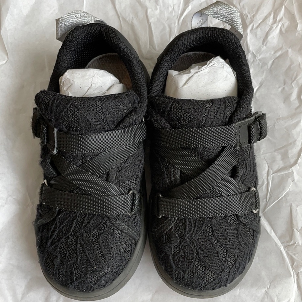 IFME size10 girls school sneakers